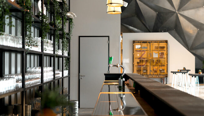 Amsterdome_bar_PE_plaat_gerecycled_Vos_kunststoffen