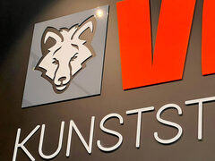 53c0f54f-0ad9-463a-b0f0-b4c1dceb4415-2