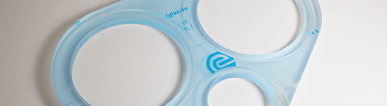 Plexiglas_op_maat_auto_boxen_kunststof_maatwerk_Acrylaat_xt_gs